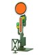 Semaphore distant signal with movable arm